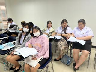 13. โครงการพัฒนาทักษะด้านภาษาอังกฤษ สำหรับนักศึกษาครู ชั้นปีที่ 3